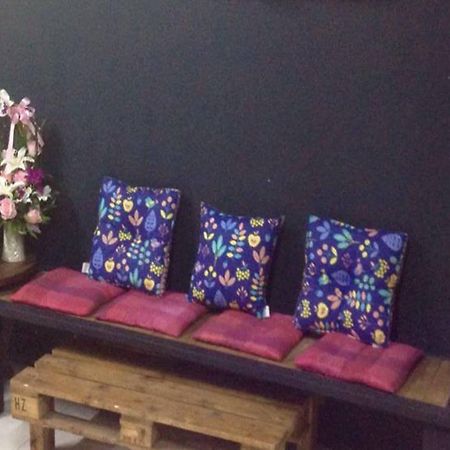 Cham Cha Hostel Chiang Mai Ngoại thất bức ảnh